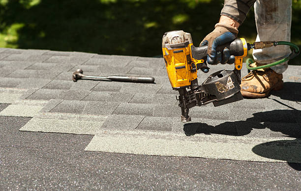 Best Roof Gutter Cleaning  in Messiah College, PA
